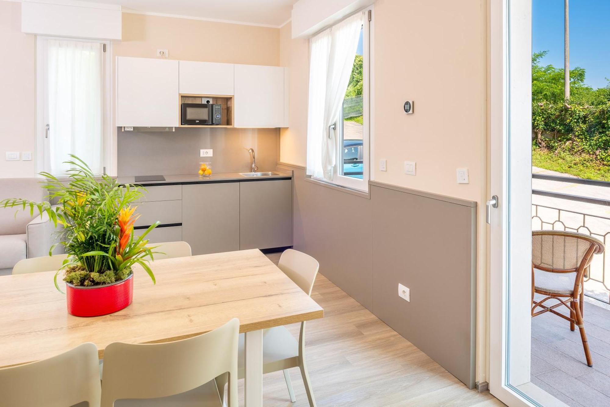 Residenza Panorama Aparthotel Costermano Εξωτερικό φωτογραφία