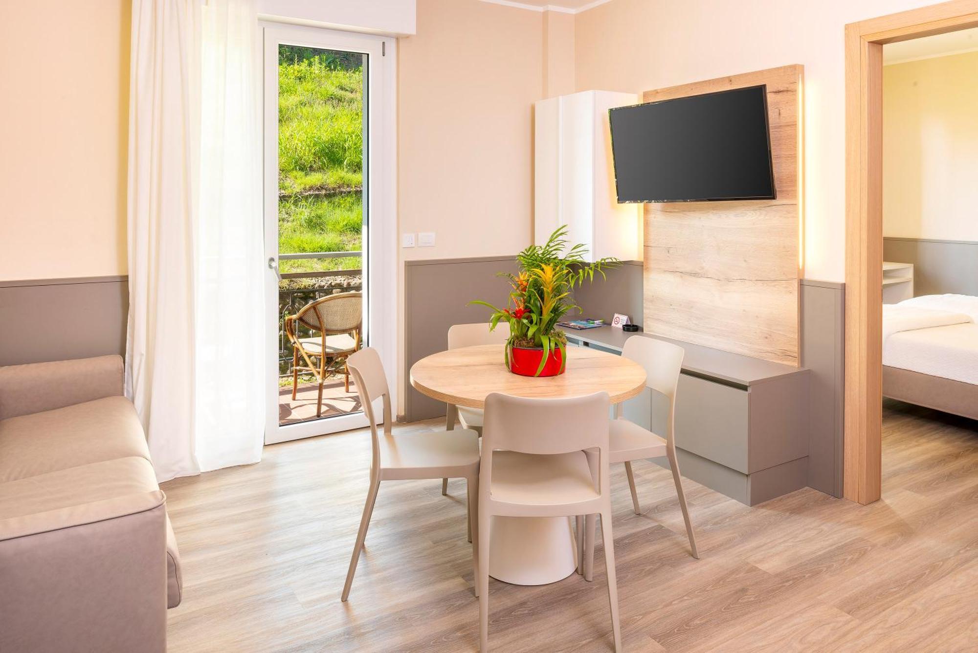 Residenza Panorama Aparthotel Costermano Εξωτερικό φωτογραφία